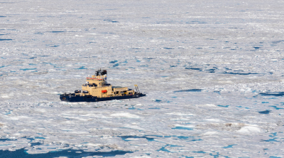 Der schwedische Forschungseisbrecher ODEN im Arktischen Ozean. Foto: Lars Lehnert, SPRS