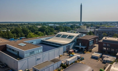 View of the work yard and the MARUM main building, drone shot from the southwest. Photo: MARUM - Center for Marine Environmental Sciences, University of Bremen; T. Klein