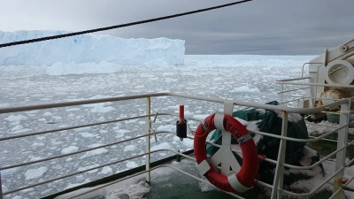 Icebergs in the Antarctic during the PS104 research expedition. Around 34 million years ago, at the end of the Eocene, West Antarctica was largely ice-free. Photo: MARUM, University of Bremen; T. Bickert